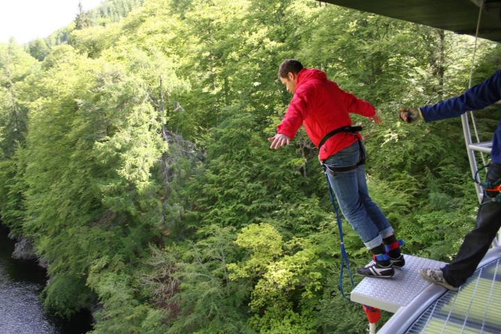 person bungee jumping in perthshire