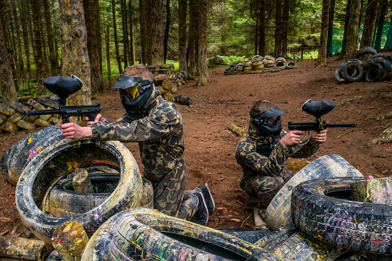 AceAdventuresPaintball_7 two people playing paintball